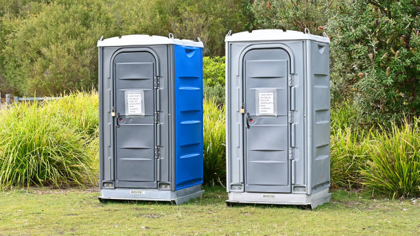 Best VIP or Luxury Restroom Trailers  in Fort Carson, CO